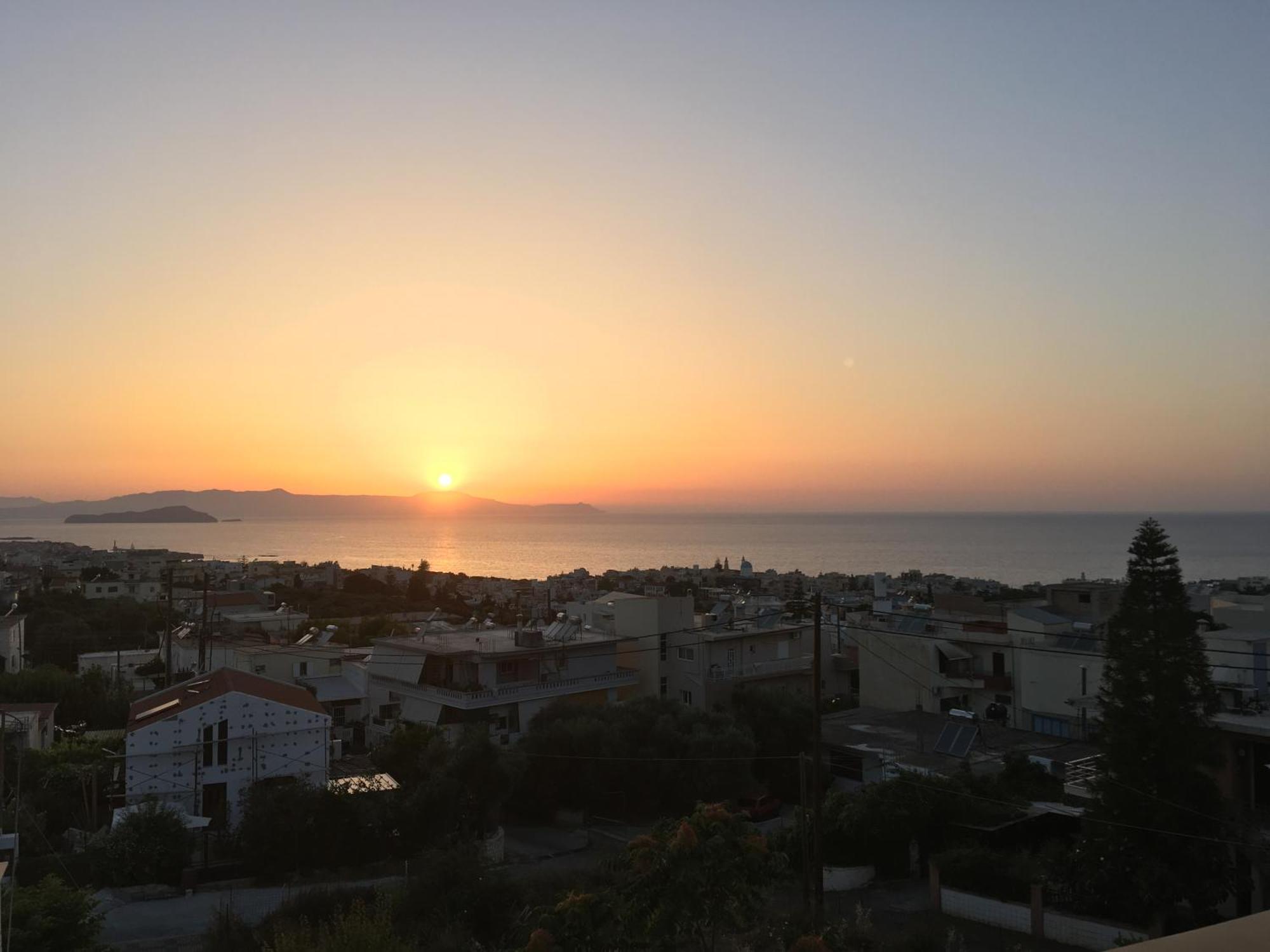 Stephanie'S Place - Charming Apartment With Sea View Chania  ภายนอก รูปภาพ